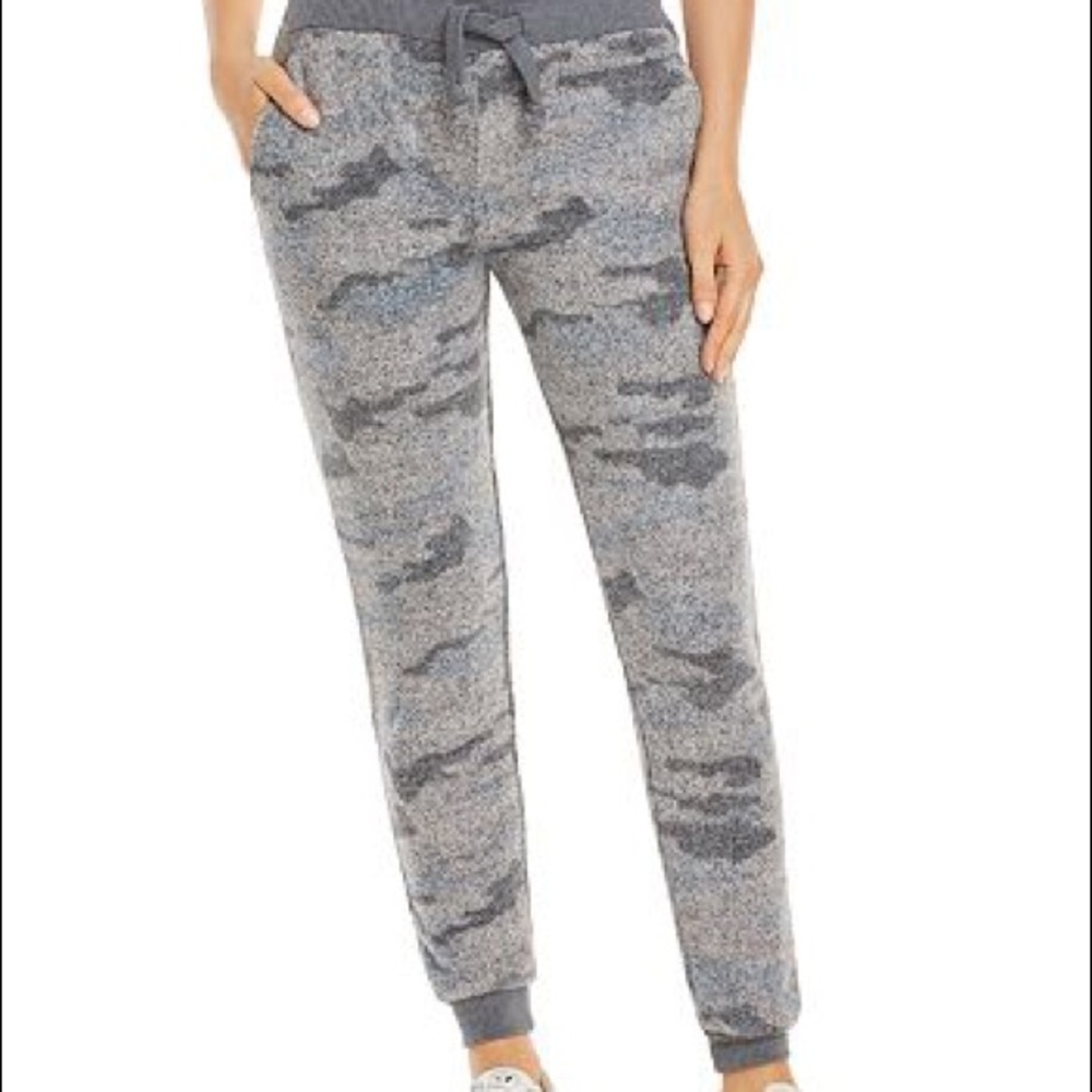 Vintage Havana Fuzzy Camo Joggers BUNDLE WITH MATCHING SWEATSHIRT FOR DISCOUNT